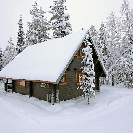 Saremoekki Villa Kittila  Bagian luar foto
