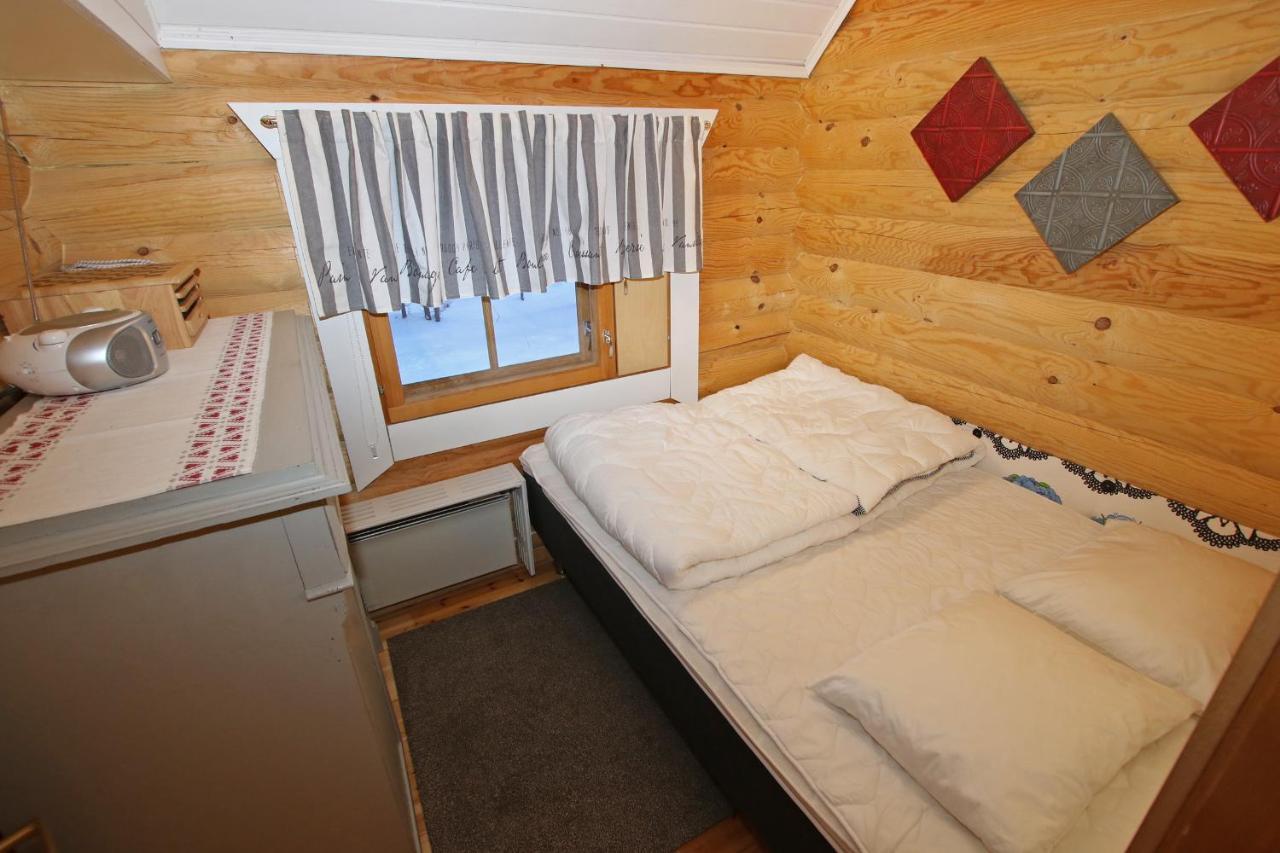 Saremoekki Villa Kittila  Bagian luar foto